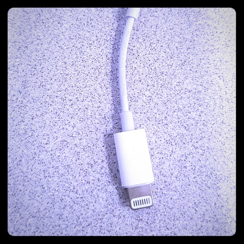 Iphone adapter